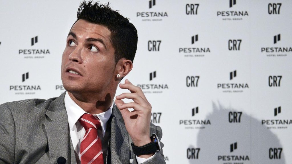 Cristiano Ronaldo contrata! Craque oferece emprego com salários que superam R$ 163 mil